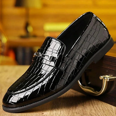 Luxury Brand Designer New Men White Grey Blue Metal Button Flats Shoes Moccasins Wedding Prom Homecoming Loafers Zapatos Hombre